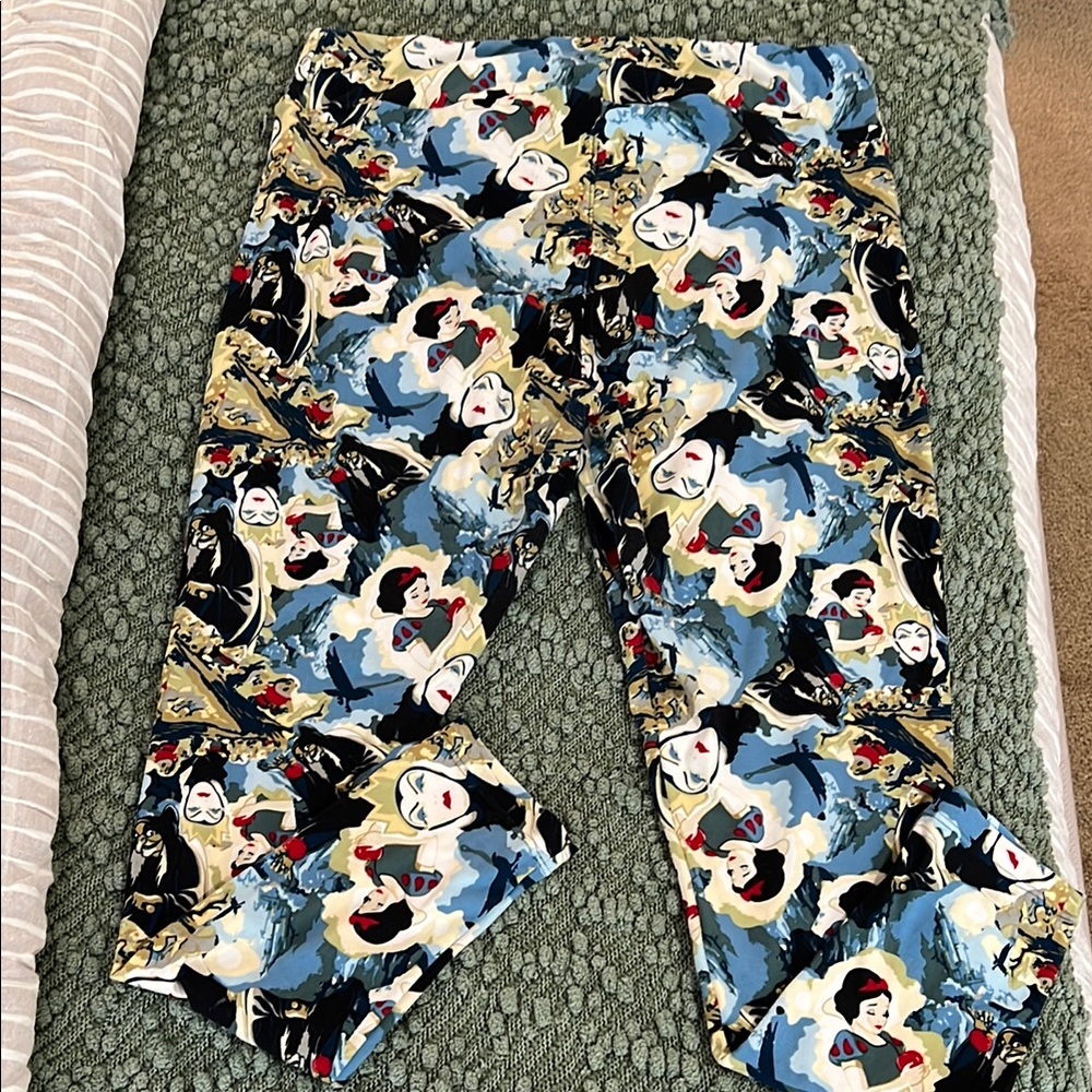 LuLaRoe Villain Collection Snow White & Evil Queen 👑